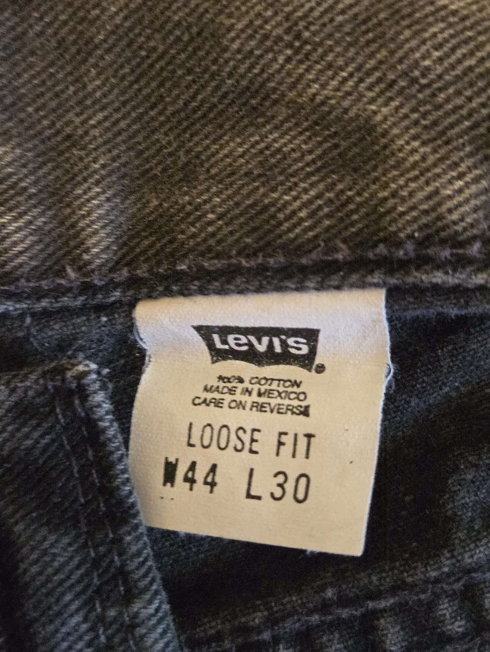 Levi's 545 Jeans Loose Fit Mens Size 40x30 (Actual 40x28) Faded Black Denim